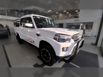 2026 Mahindra Pik Up 22 Mhawk Dc 4x2 S11 At Karoo