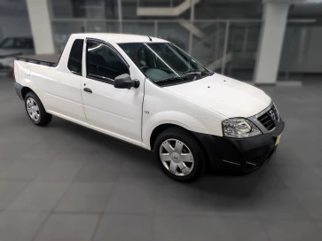 2024 Nissan Np200 16 AC Safety Pack PU Sc