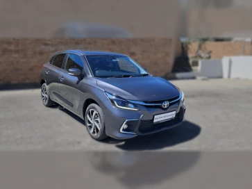 Toyota  Starlet 15l Xr At