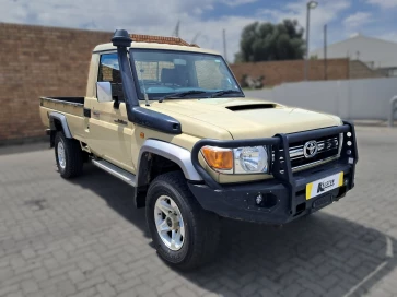 2023 Toyota Land Cruiser 79 4.5 Diesel V8 Single Cab