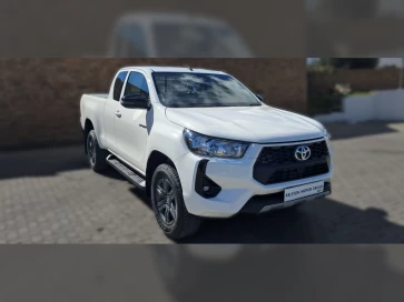 Toyota  Hilux Xc 24 Gd6 Rb Rai 6mt