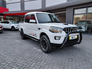 2024 Mahindra Pik Up 2.2 mHawk DC 4X4 S11 AT Karoo