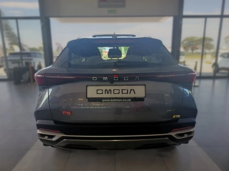 OMODA C5 HEV
