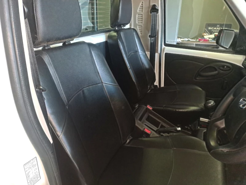 MAHINDRA PIK UP 2.2 MHAWK SC 4X2 S4 REFRESH AIRCON