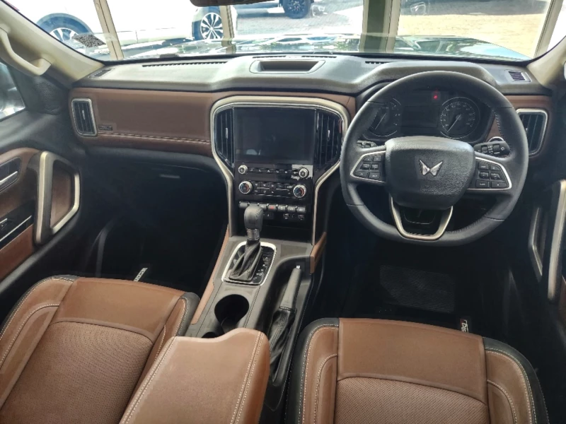 MAHINDRA SCORPIO-N 2.2D Z8 4X2 AT