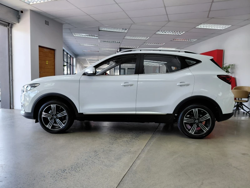 MG ZS 1.5 LUXURY A/T