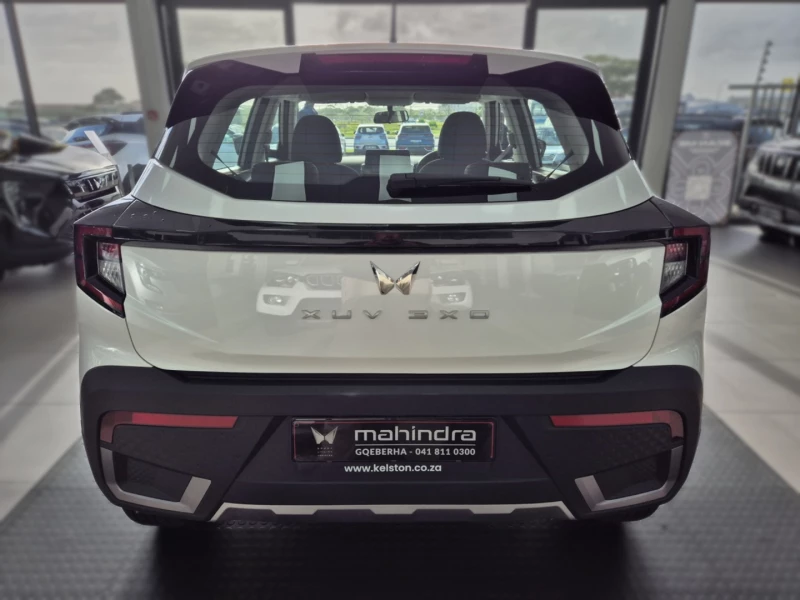 2025 Mahindra Xuv3x0 1.2t Mx2 At