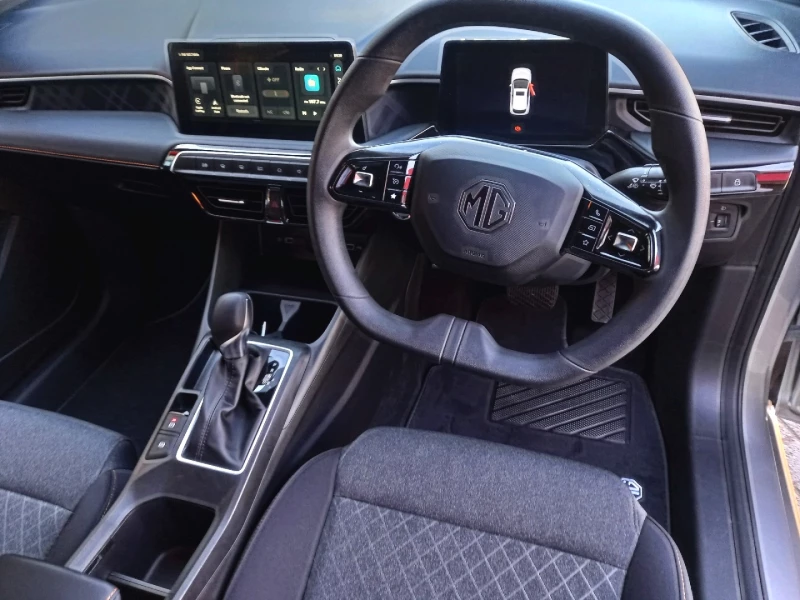 MG MG3 1.5L AT COMFORT