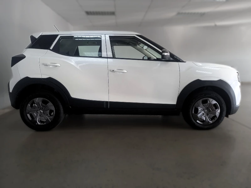 2026 Mahindra Xuv3x0 1.2t Mx2 Mt