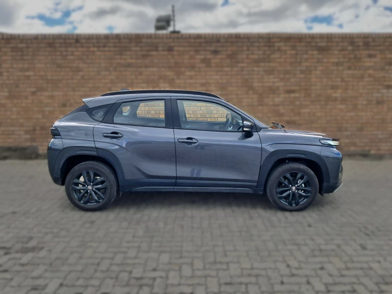 2025 Toyota Starlet Cross 15l Xs At