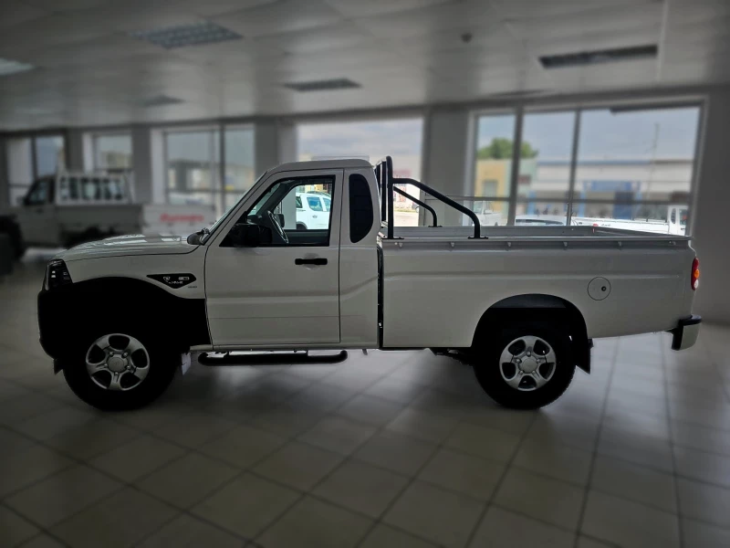 MAHINDRA PIK UP 2.2 MHAWK SC 4X2 S4 REFRESH AIRCON