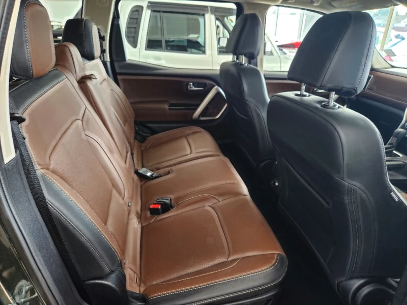 MAHINDRA SCORPIO-N 2.2D Z8 4X2 AT