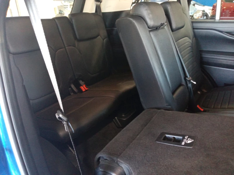 2025 Ford 2.0l Sport 10at 4x2