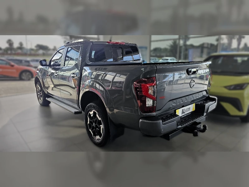 2025 Nissan  Navara 25ddti Le 4x4 Automatic D/c P/u