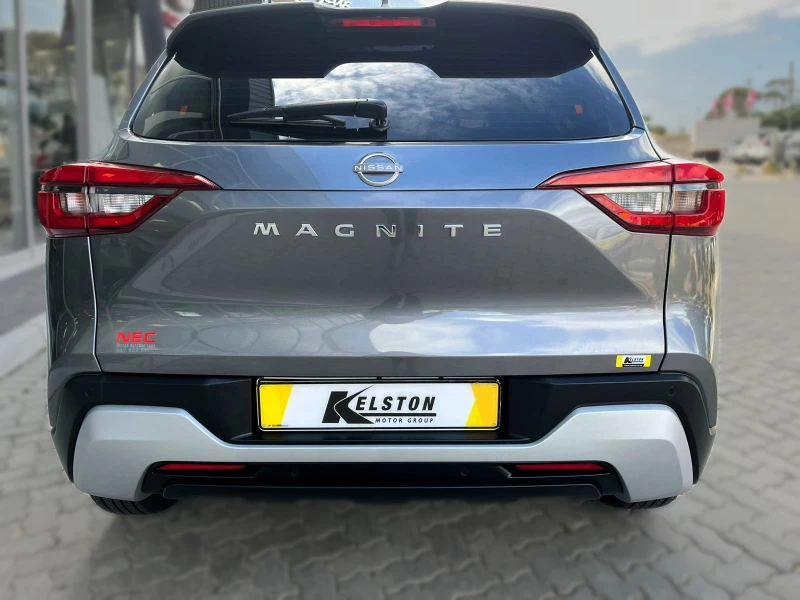 2025 Nissan Magnite 10 Visia
