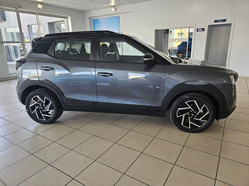 MAHINDRA XUV3X0 1.2T AX7L AT