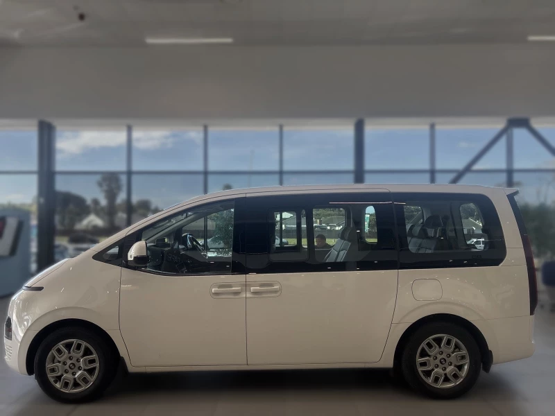 2024 Hyundai Staria R2.2 9s Exec Bus At