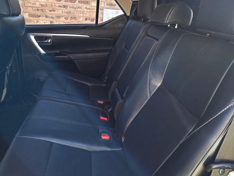 2024 Toyota Fortuner 2.4 Gd-6 Rb 6at