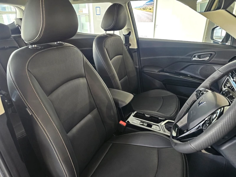 MAHINDRA XUV3X0 1.2T AX7L AT