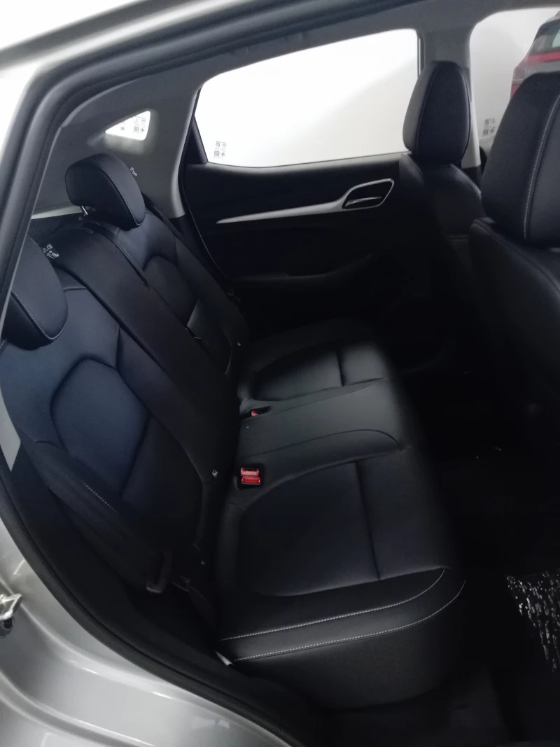 MG ZS 1.5 LUXURY A/T