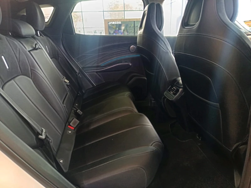 OMODA C7 SHS