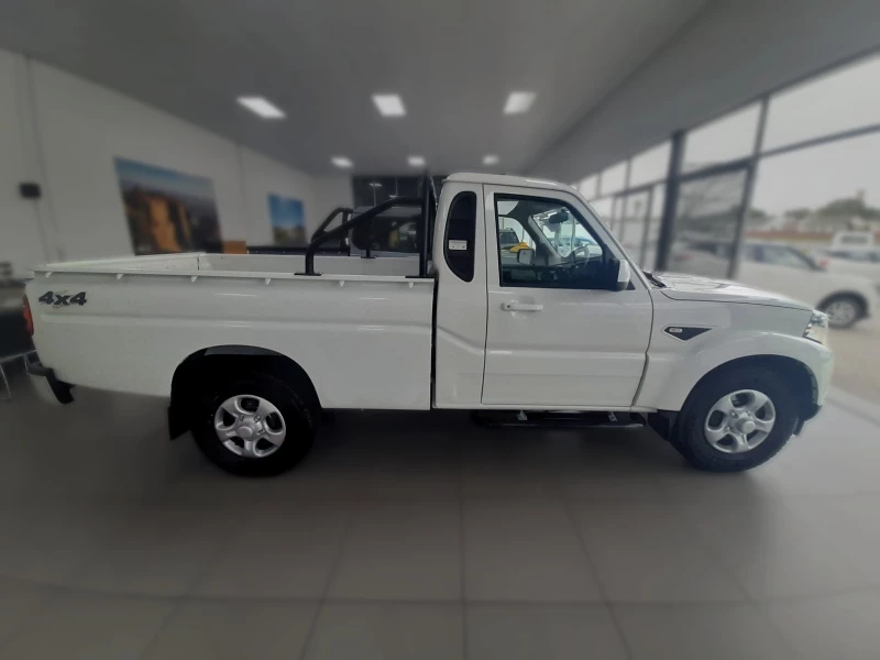 MAHINDRA PIK UP 2.2 MHAWK SC 4X4 S6 REFRESH