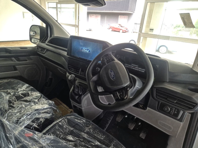 FORD TRANSIT CUSTOM 2.0L LWB VAN BASE 6MT