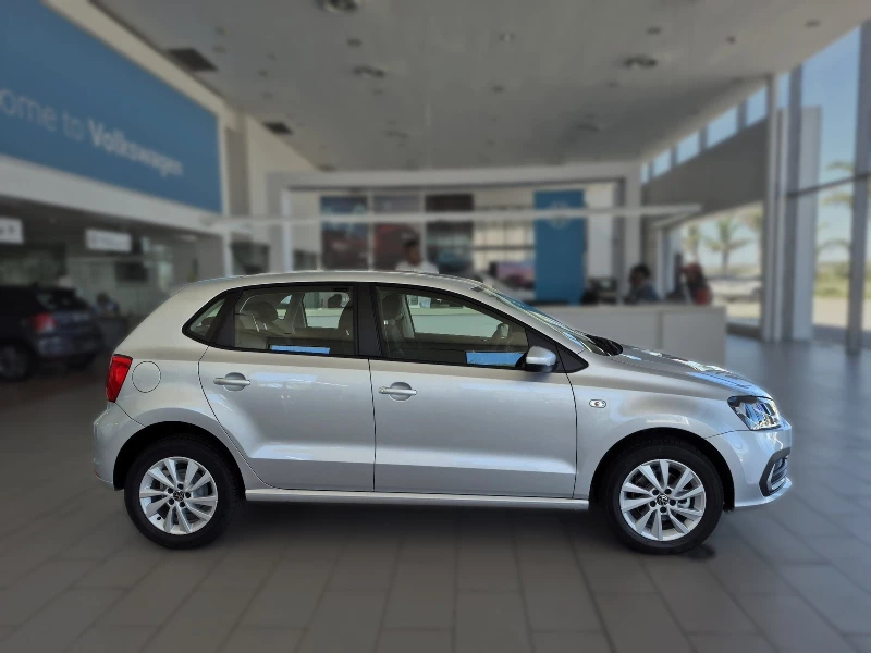 VOLKSWAGEN POLO VIVO 1.6 77KW LIFE TIPTRONIC
