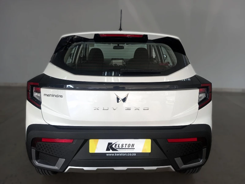 2026 Mahindra Xuv3x0 1.2t Mx2 Mt