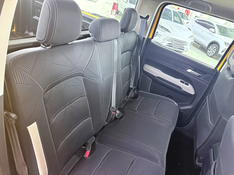 JMC NEW VIGUS DOUBLE CAB DIESEL AT 4X2