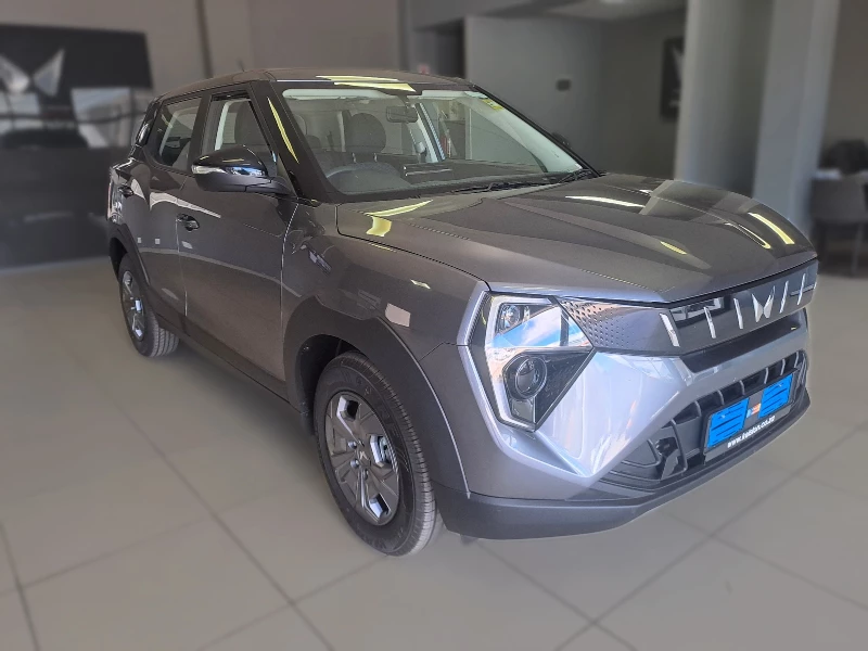 MAHINDRA XUV3X0 1.2T MX3 AT