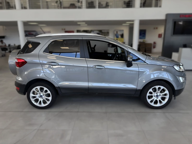 2021 Ford 1.0 Ecoboost Titanium 6at