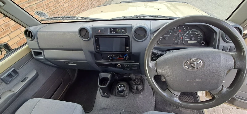 2021 Toyota  Land Cruiser Pick Up 79 45d 70th Ed Pu Sc