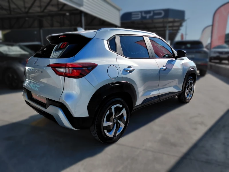 2025 Nissan Magnite 10 Visia