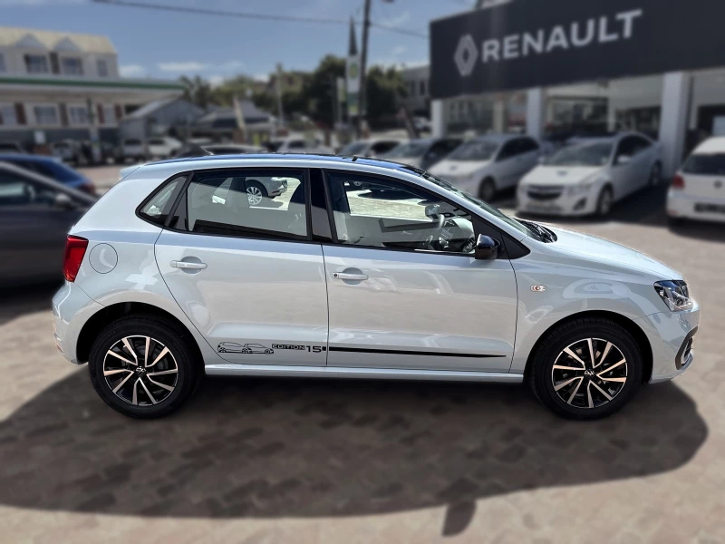 VOLKSWAGEN POLO VIVO 1.6 77KW LIFE TIPTRONIC