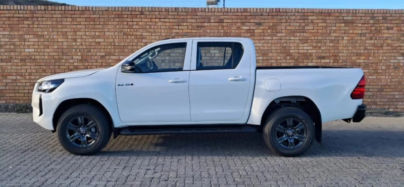 TOYOTA  2025 HILUX DC 24 GD6 RB RAI 6AT