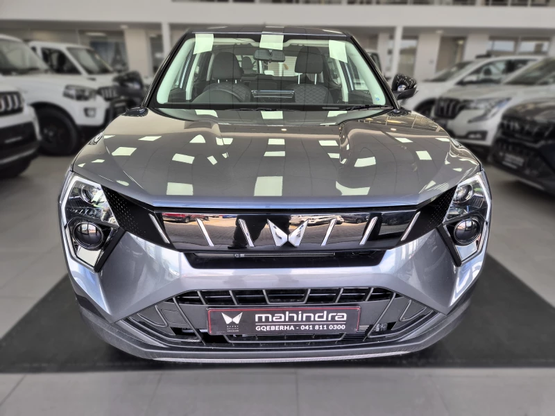 MAHINDRA XUV3X0 1.2T MX3 MT