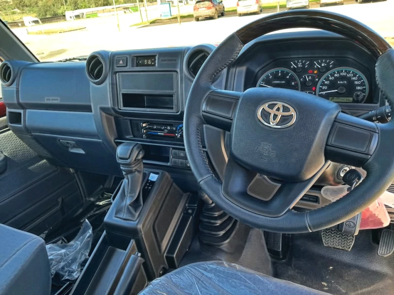 TOYOTA  LC79 28 GD-6 SC AT