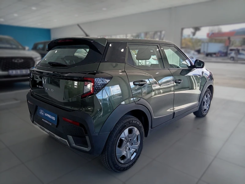2026 Mahindra Xuv3x0 1.2t Mx2 At