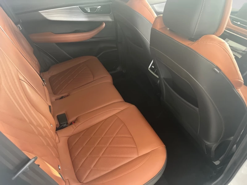 2024 Chery Tiggo 8 Pro 1.6t Gdi Dct Executive