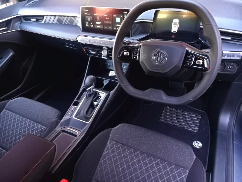 MG MG3 1.5L AT COMFORT