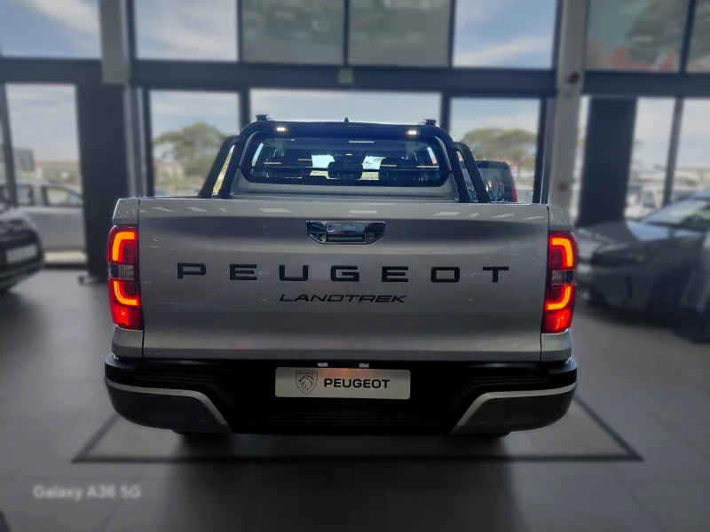 PEUGEOT LANDTREK 1.9 TD 4ACTION DOUBLE CAB 4X4 AT