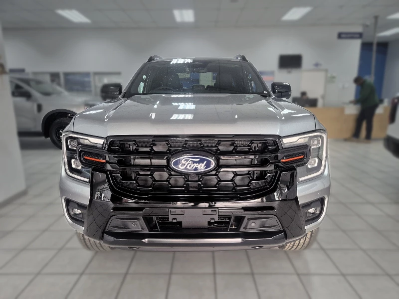 FORD RANGER DOUBLE CAB 2.3L WILDTRAK 4X2 10AT