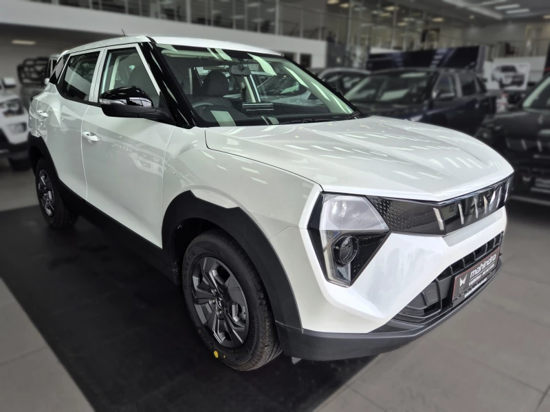 MAHINDRA XUV3X0 1.2T MX2 MT