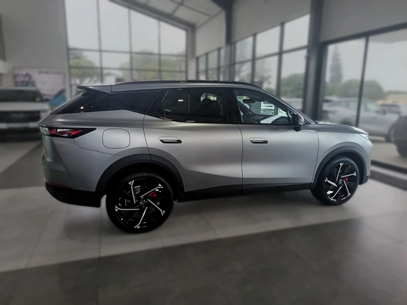 2026 Omoda C7 Elegance