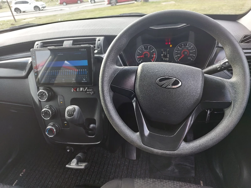 2022 Mahindra Kuv 100 Nxt Mfalcon 4x2 K2+ Petrol Mt 5s