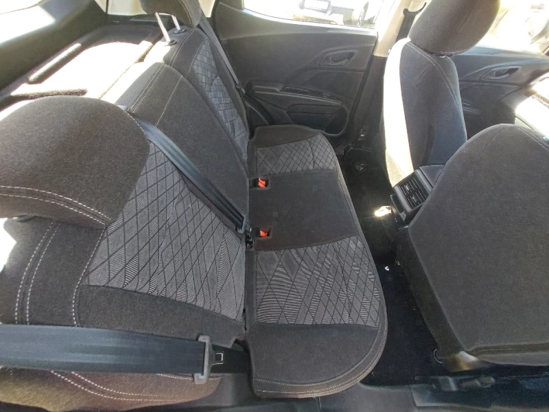 2026 Mahindra Xuv3x0 1.2t Mx2 Mt