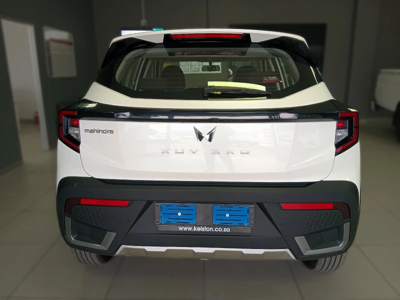MAHINDRA XUV3X0 1.2T MX3 AT