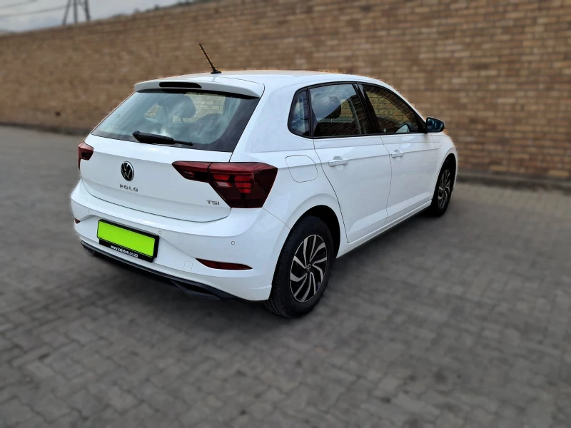 2022 Volkswagen  Polo 10 Tsi 70kw Life Manual