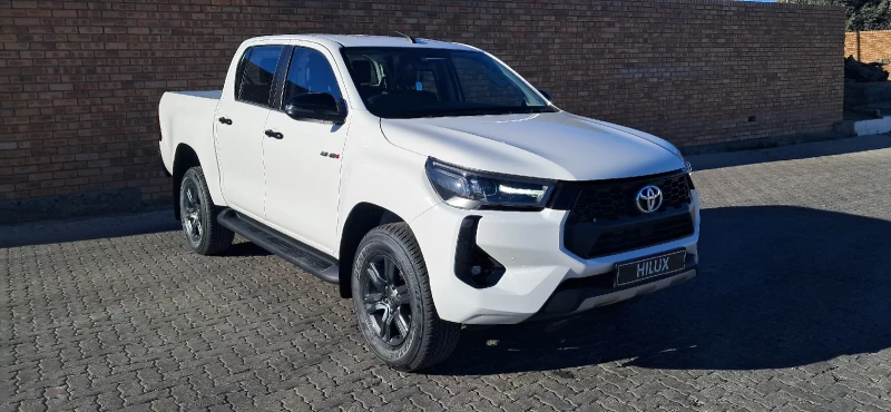 TOYOTA  HILUX DC 28 GD6 RB RAI AT